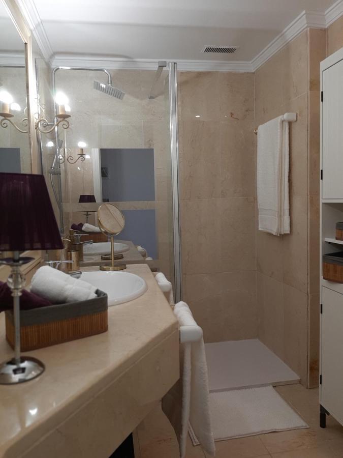 The Famous Apartamento