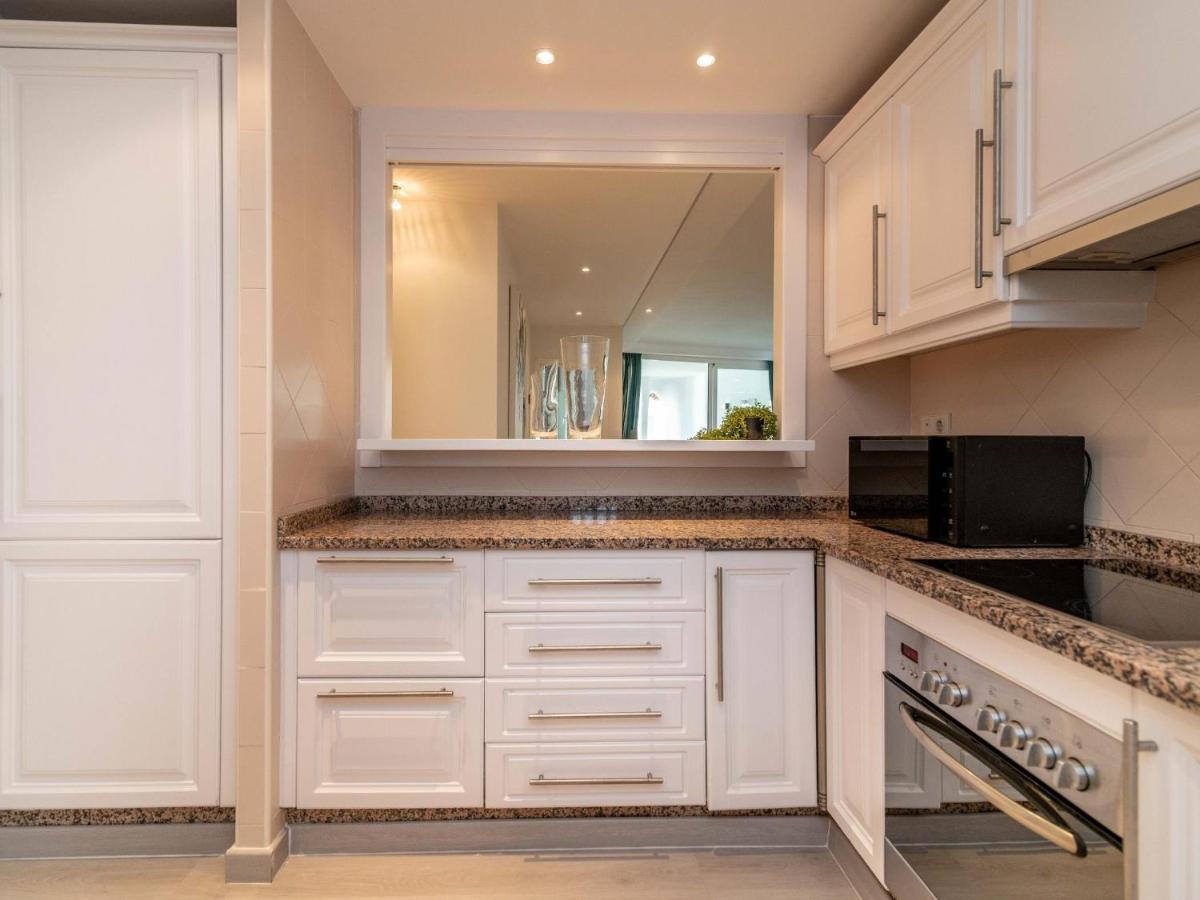 Vacation Marbella: Beachfront Retreat With Puerto Banus Access Marbella
