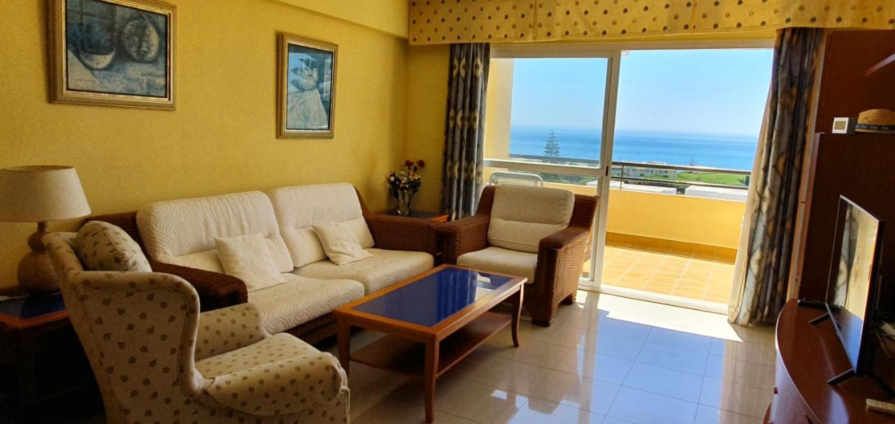 Corner Sea View Penthouse With 95m² Terraces Apartment *