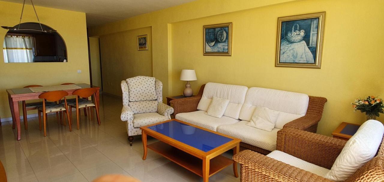Corner Sea View Penthouse With 95m² Terraces Apartment *