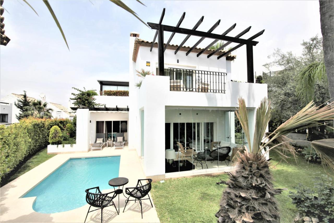 Villa Suenos De Puente Romano Marbella