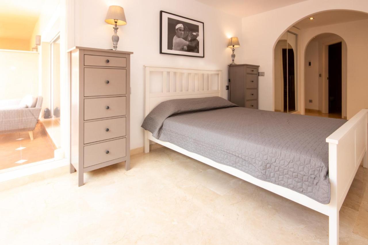 Ground Floor Apartment, Jardines De Santa Maria Elviria Apartamento *