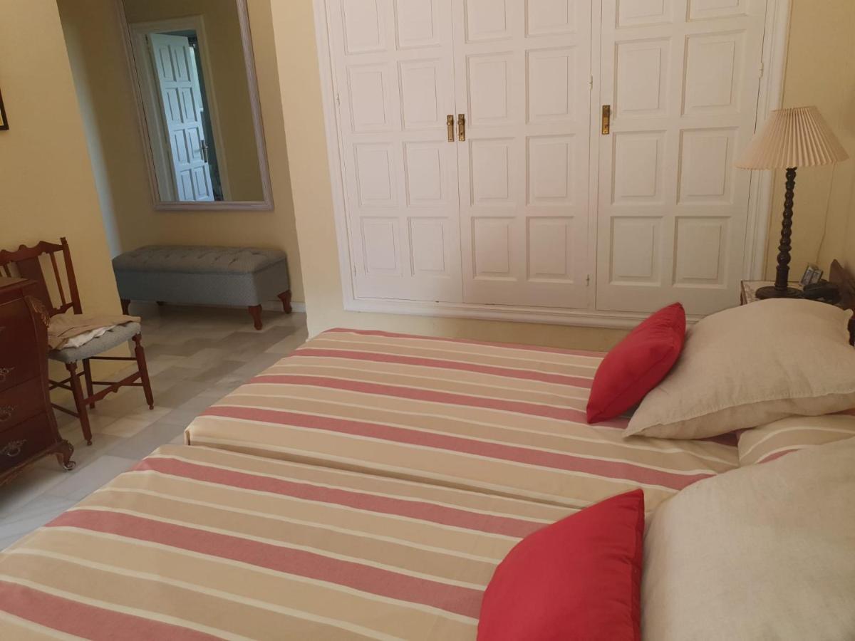 Beachfront Family In Puerto Banus Appartement *