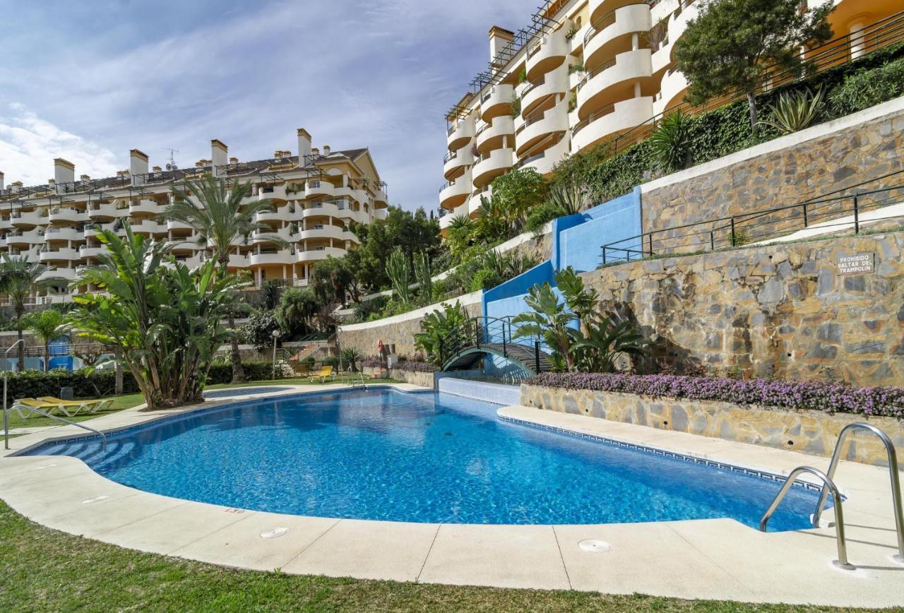 Sad-spacious 2 Bedroom Duplex Puerto Banus Apartamento Marbella