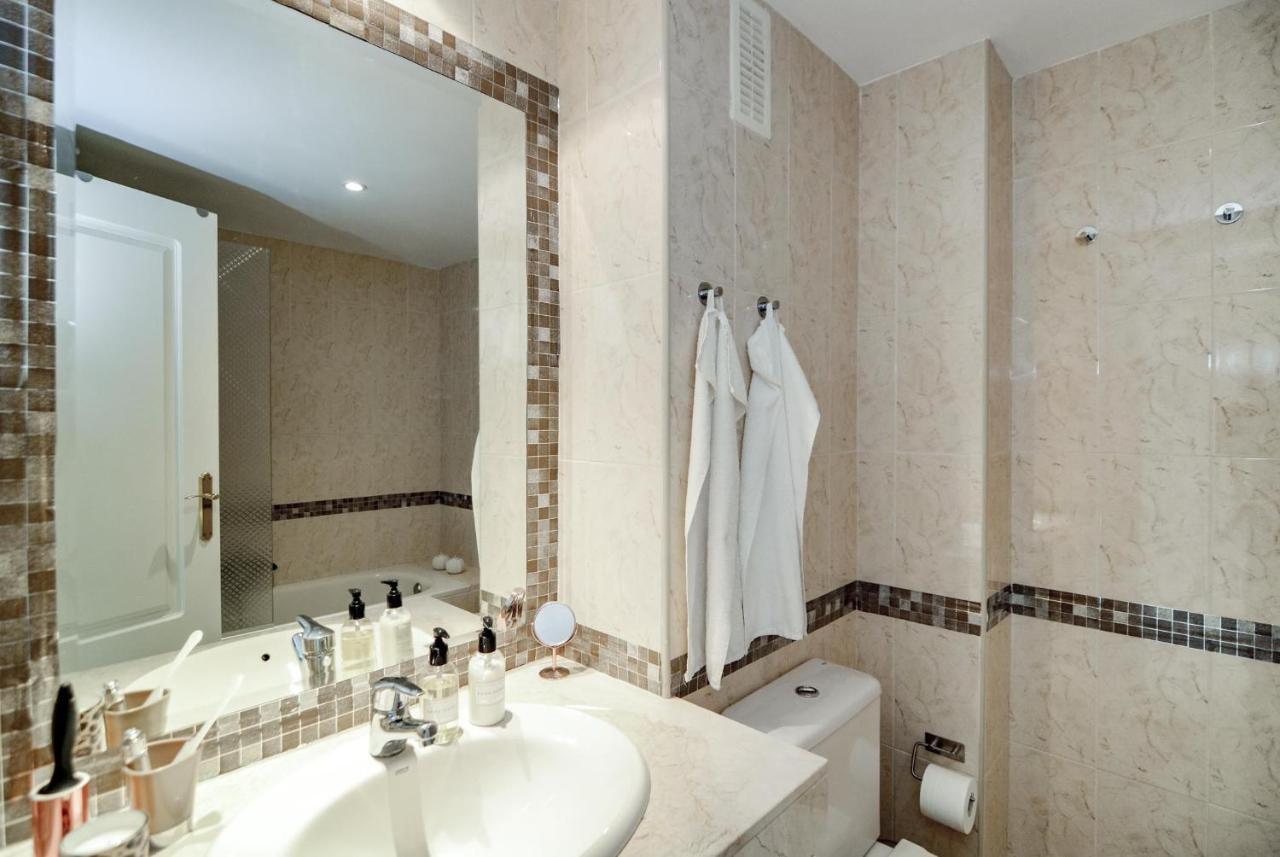 Sad-spacious 2 Bedroom Duplex Puerto Banus Apartamento *
