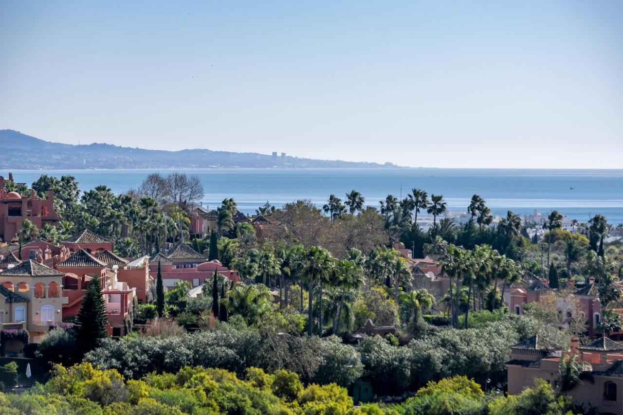 Sad-spacious 2 Bedroom Duplex Puerto Banus Apartamento *