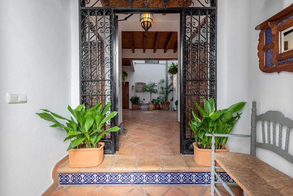 La Morada Mas Hermosa Hotel