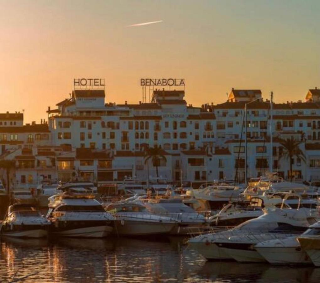Banus Waterfront Penthouse Marbella
