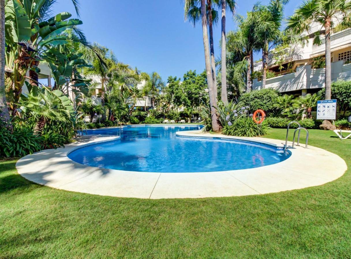 Fuente Aloha Appartement *