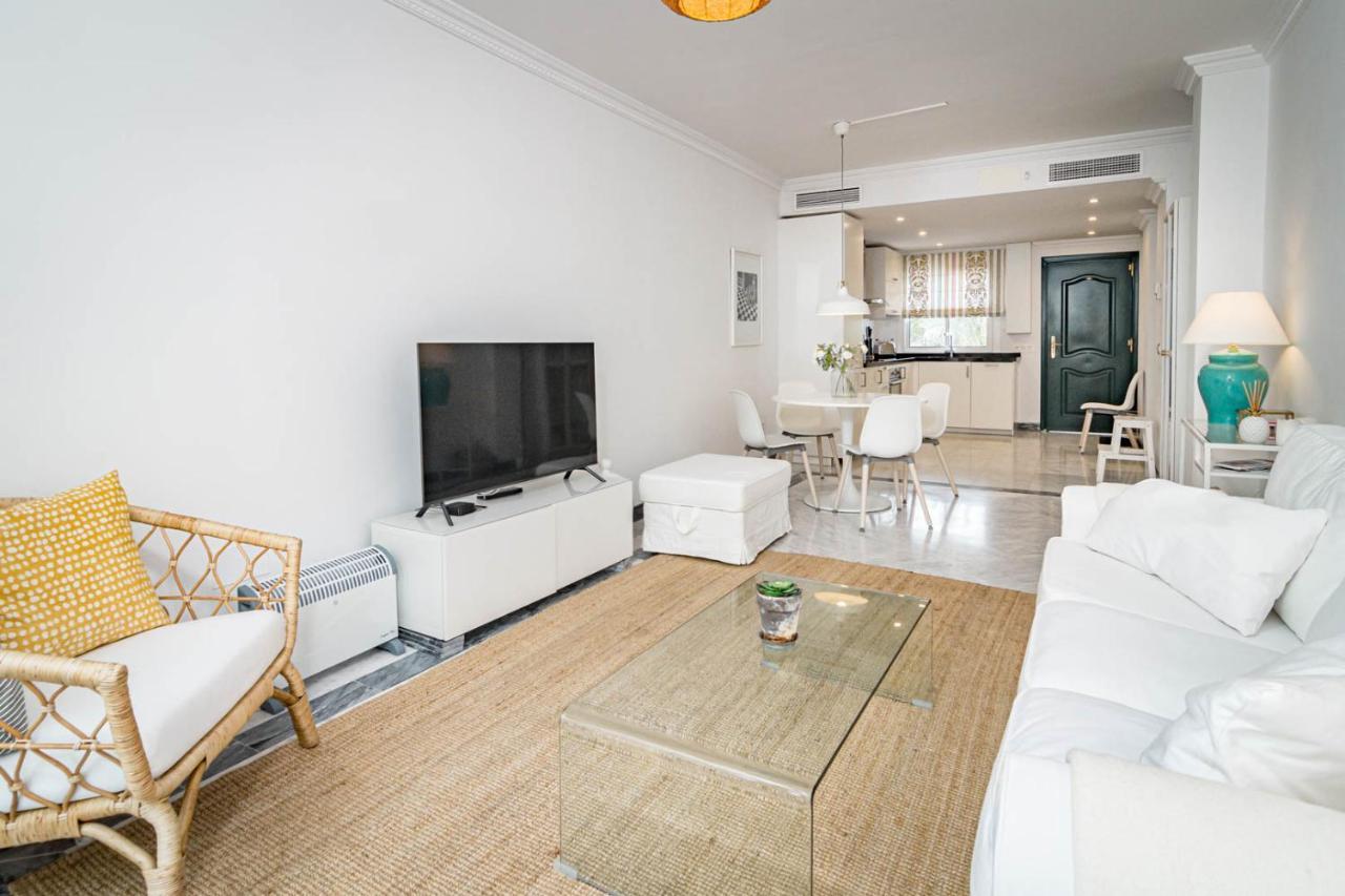 Apartment Contemporary 2br Apt With Terrace In Nueva Andalucia 'the Golf Valley' Marbella