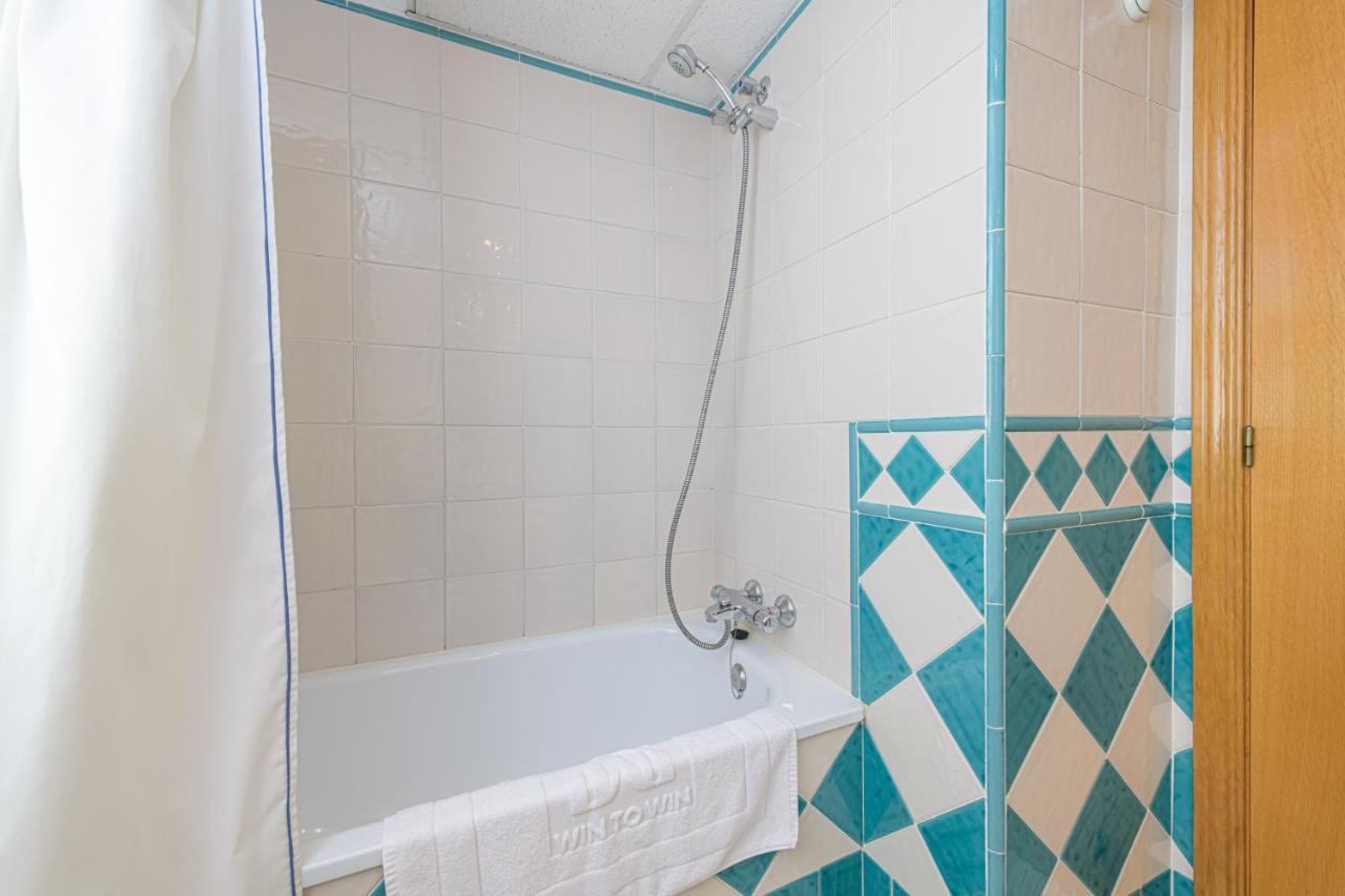 Wintowinrentals Very Close To The Beach, Pool & Free Parking Holiday home Marbella