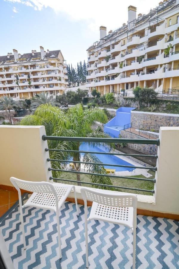 Sad-spacious 2 Bedroom Duplex Puerto Banus * Marbella