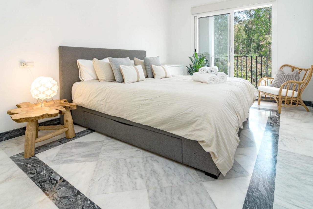Contemporary 2br Apt With Terrace In Nueva Andalucia 'the Golf Valley' * Marbella