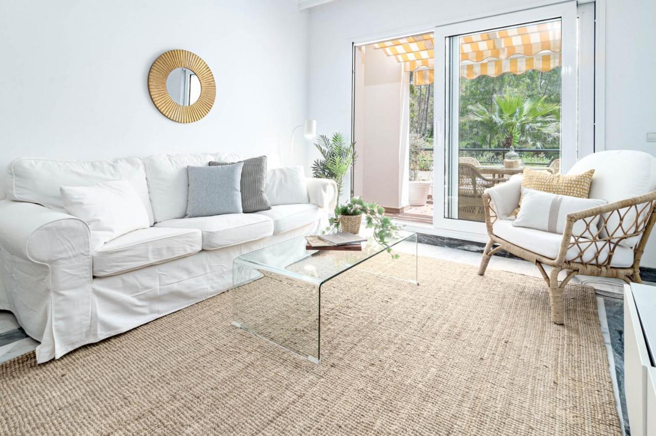 Contemporary 2br Apt With Terrace In Nueva Andalucia 'the Golf Valley' *