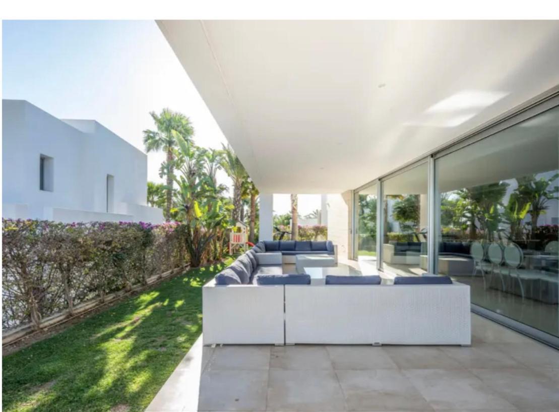Magnifique Contemporaine *