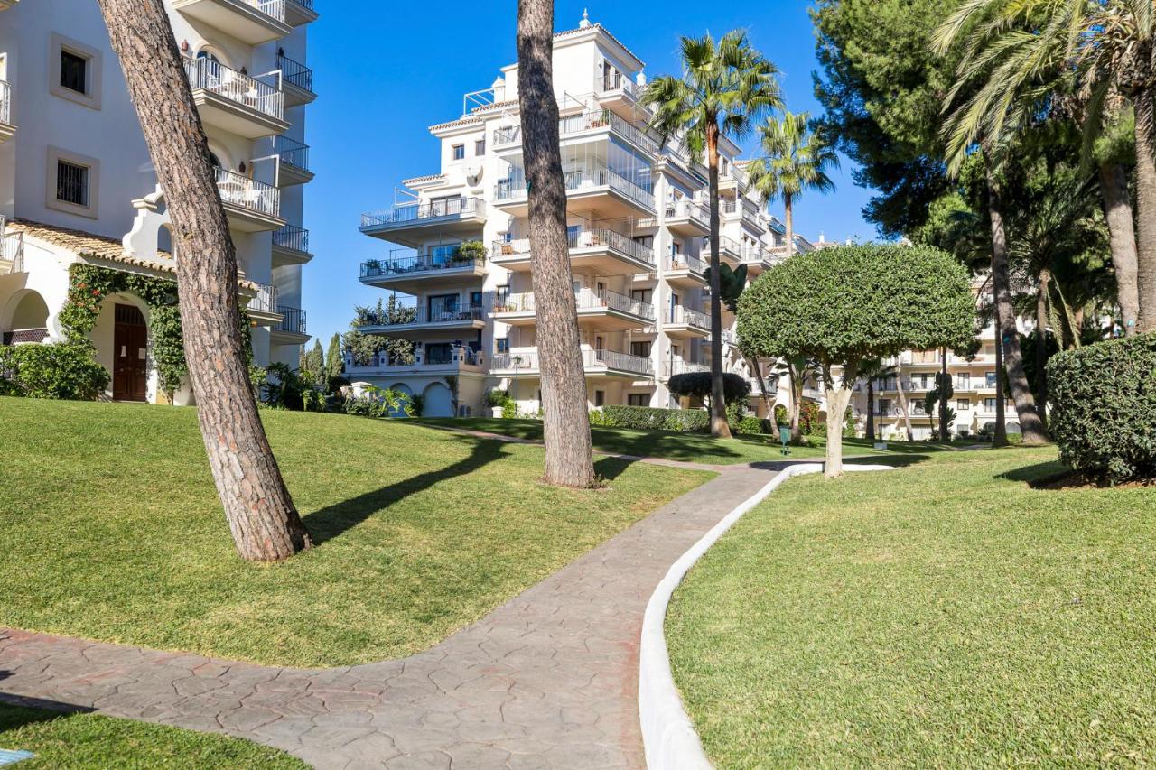 Luminoso En Andalucia Del Mar *