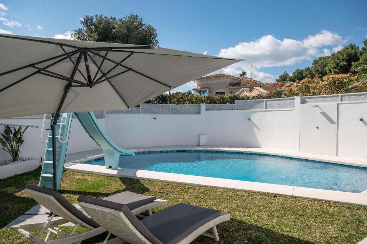 Encantadora Junto A La Playa En Monteros Con Seguridad 24 Pousada Marbella