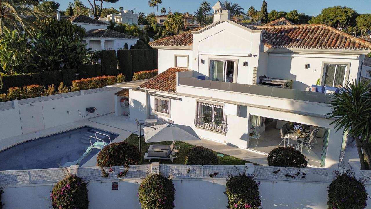 Encantadora Junto A La Playa En Monteros Con Seguridad 24 Marbella