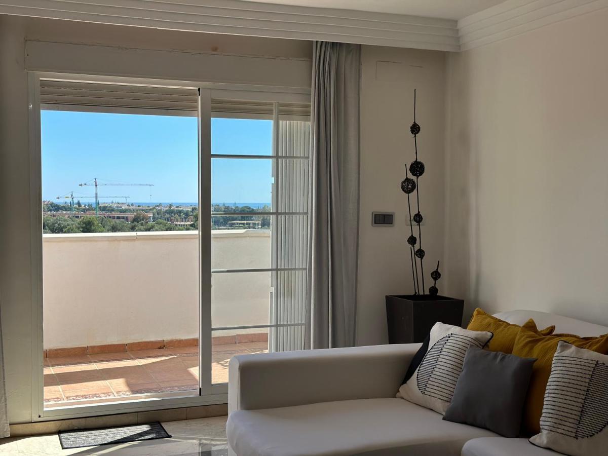 Moderno Con Preciosas Vistas Al Mar En Urbanizacion Con Piscina - Rio Real 11 2g *
