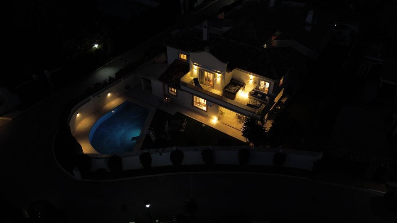Encantadora Junto A La Playa En Monteros Con Seguridad 24 * Marbella