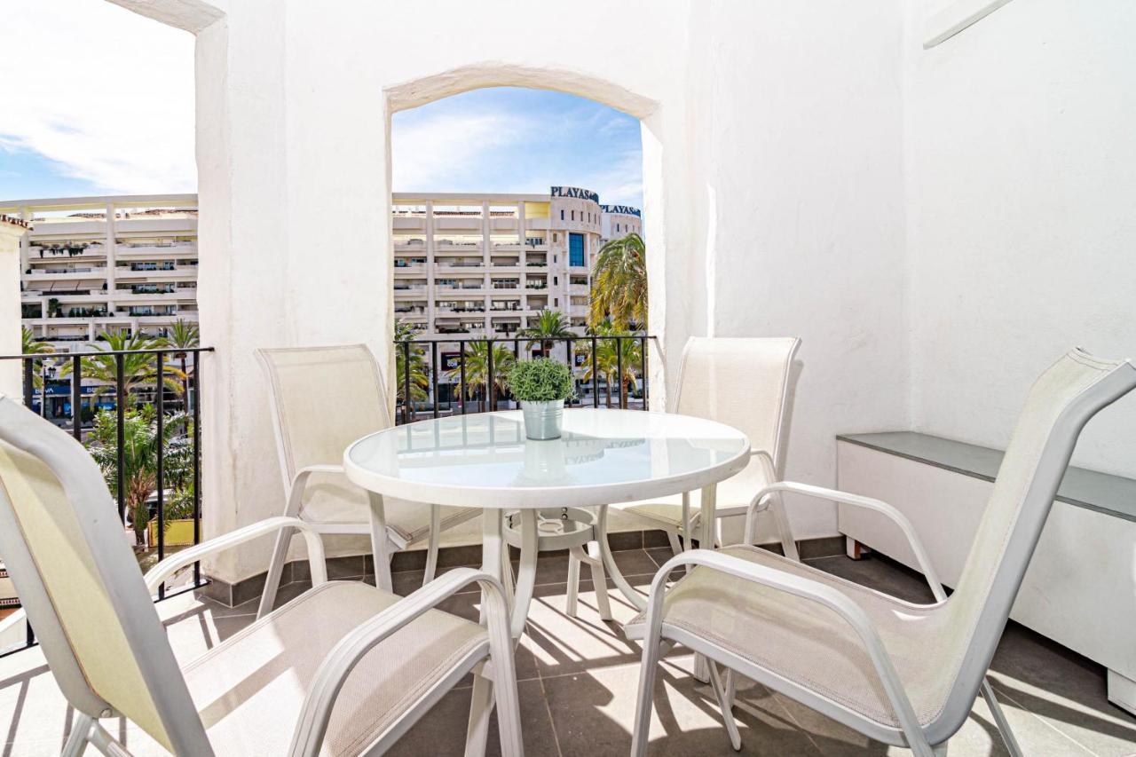 Apartment Harbor Getaway In The Heart Of Puerto Banus With Walking Dictance To Everything Marbella