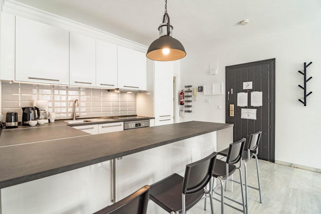 Harbor Getaway In The Heart Of Puerto Banus With Walking Dictance To Everything Apartment