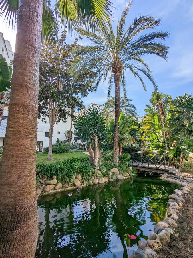 Harbor Getaway In The Heart Of Puerto Banus With Walking Dictance To Everything *