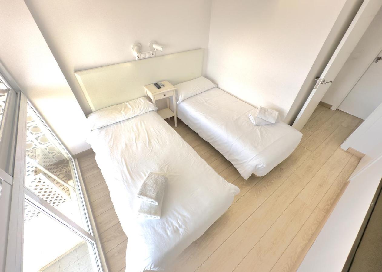 Skol 514 East Facing Duplex With Sea Views