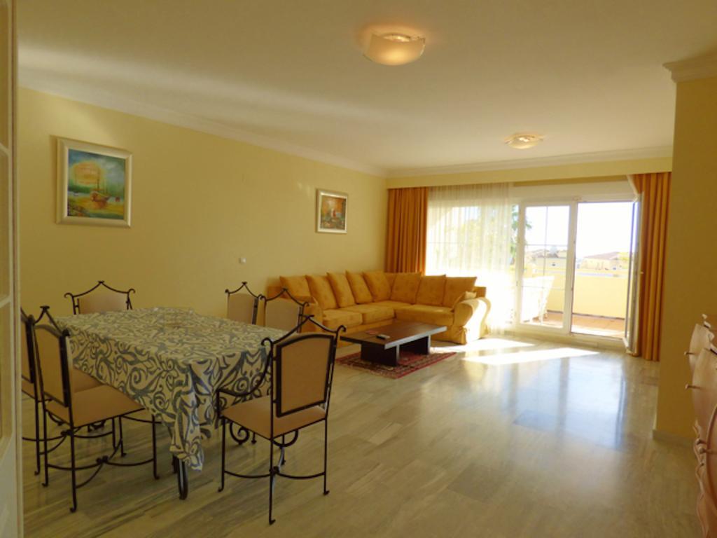 Cabopino, Mimosas Apartment