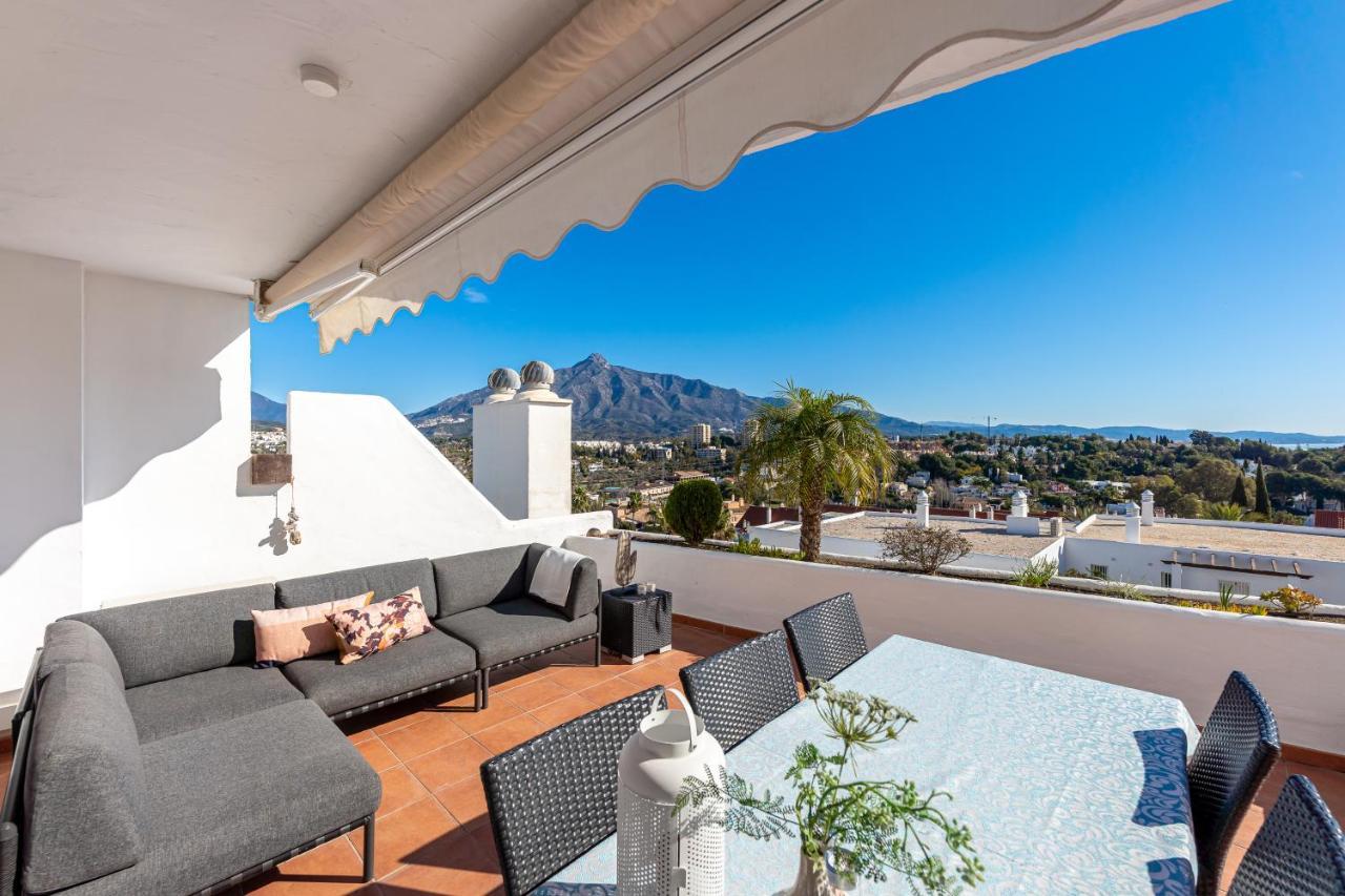 2 Bedroom With Sea And Mountain Views, Pool Apartment Marbella