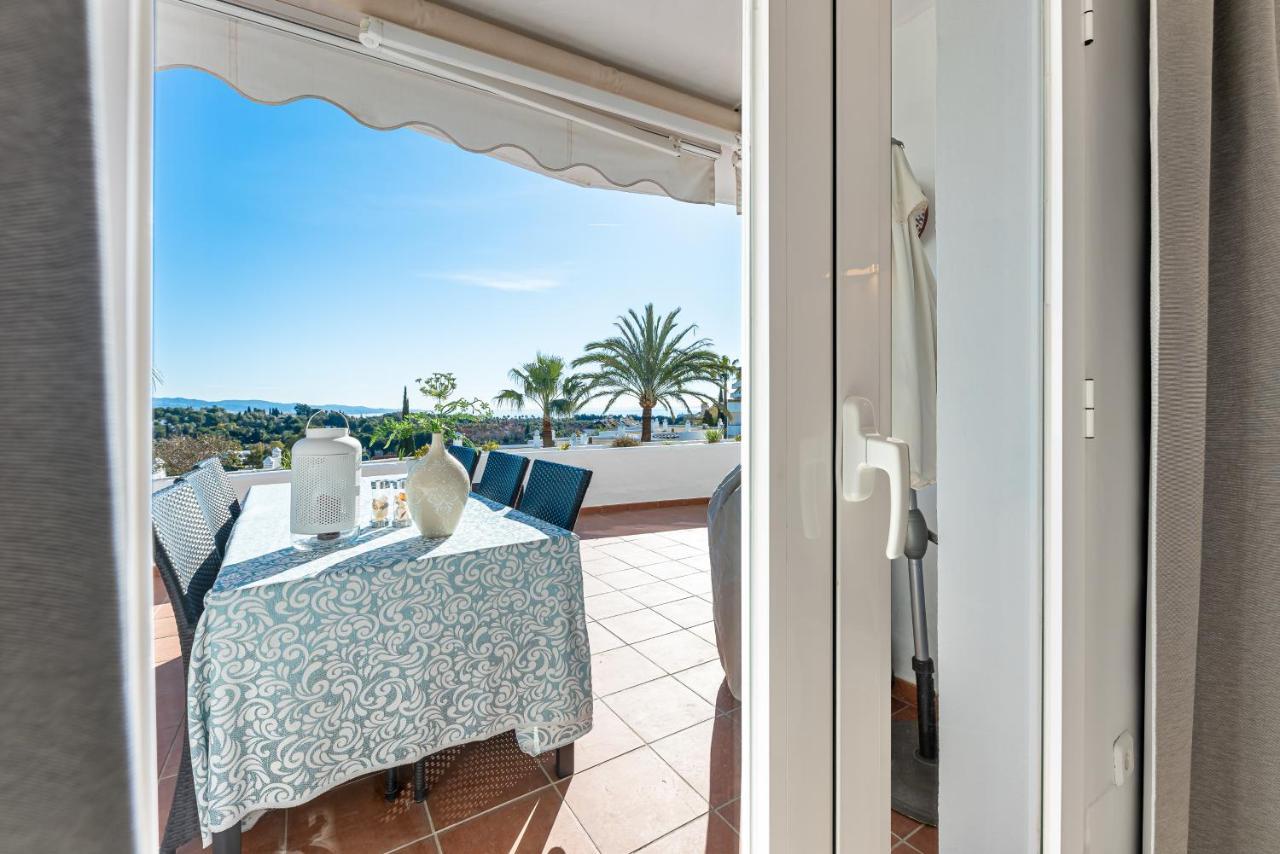 Apartment 2 Bedroom With Sea And Mountain Views, Pool