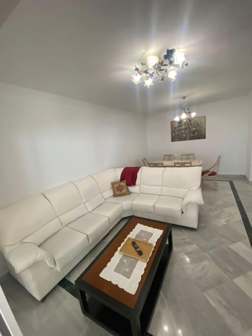 Apartamento En Marbella, Residencial La Dama De Noche * Marbella