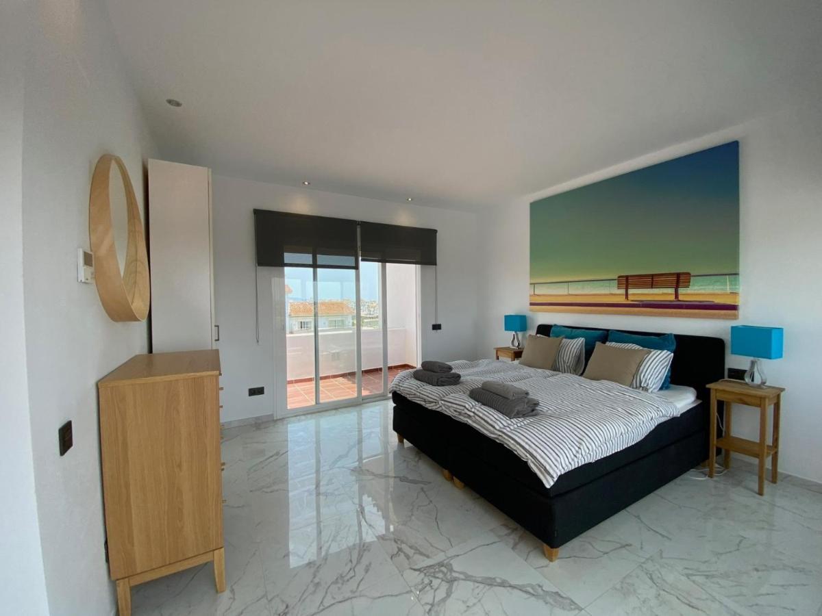 Exclusive Duplex Penthouse In Puerto Banus * Marbella