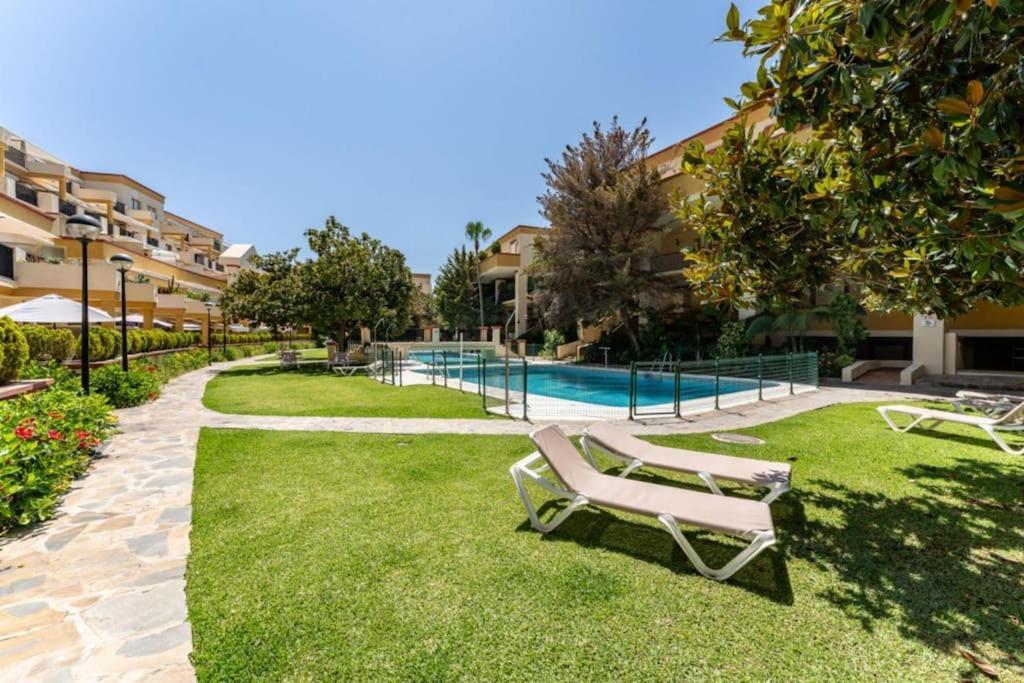 Ct 103 - Faro's Romana Playa 142 Marbella