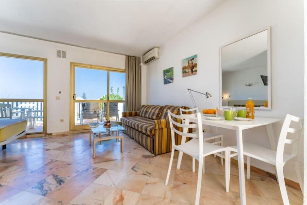 Ct 103 - Faro's Romana Playa 142 * Marbella