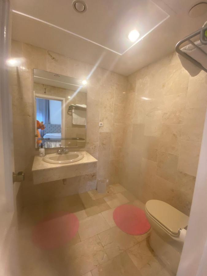 Elegant In Del Golf, 5 Stars & Front Line Golf In Puerto Banus Apartment Marbella