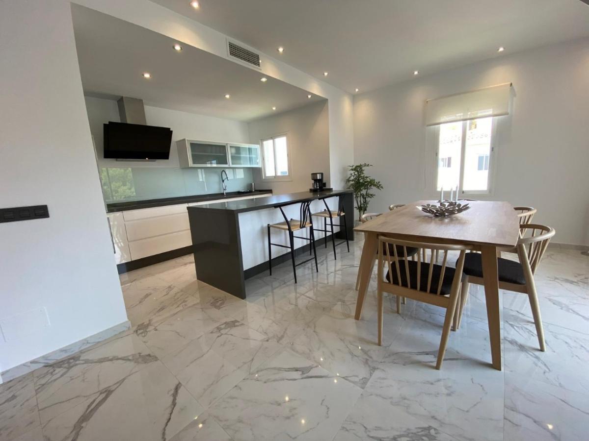 Exclusive Duplex Penthouse In Puerto Banus