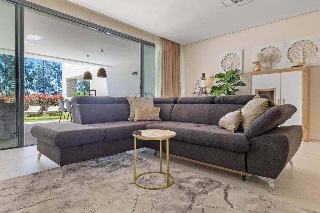 Luxury Next To Golf Course In