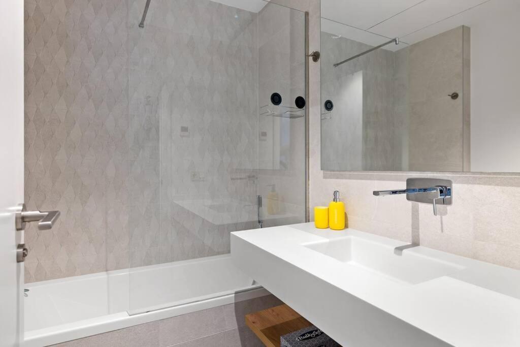Luxury Next To Golf Course In Appartement