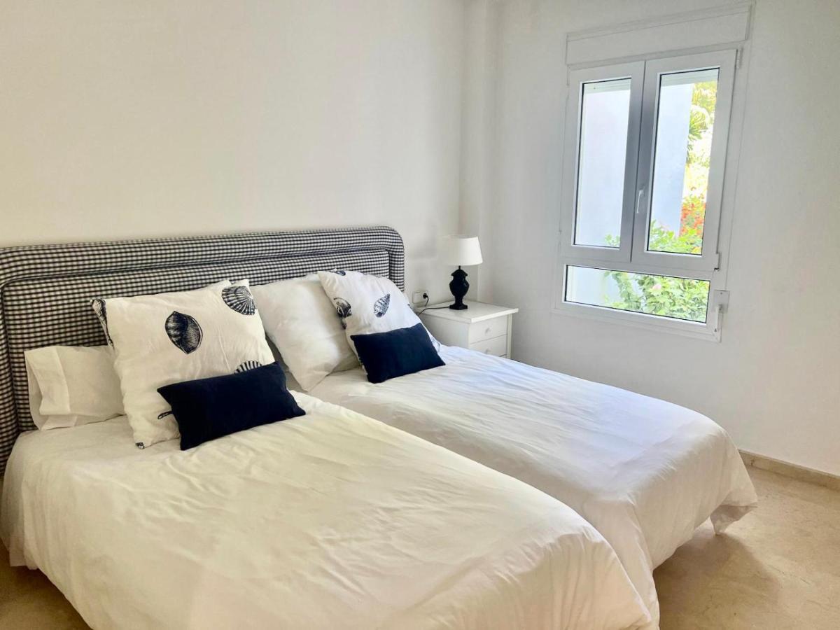 Apartment Monteros Palm Beach, Private Garden, Front Marbella