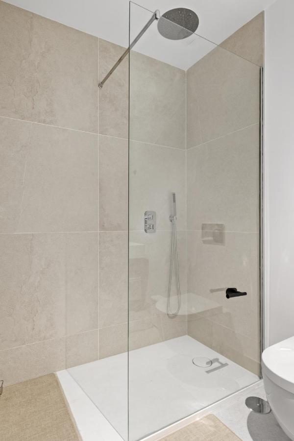 Luxury Next To Golf Course In Appartement Marbella