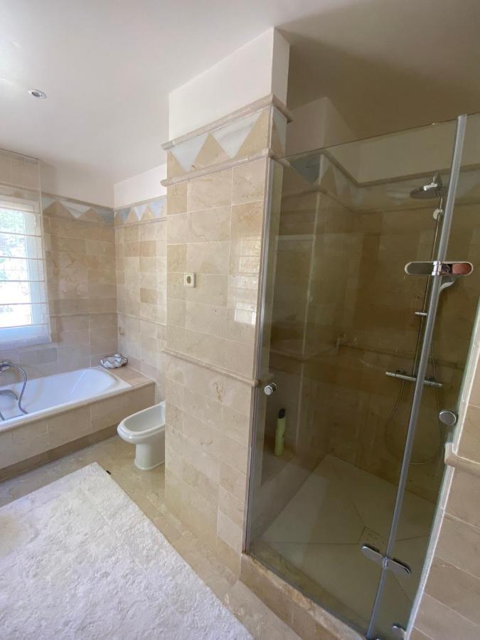 Golf In Marbella, Frontline Golfvilla In Rioreal Golf Villa