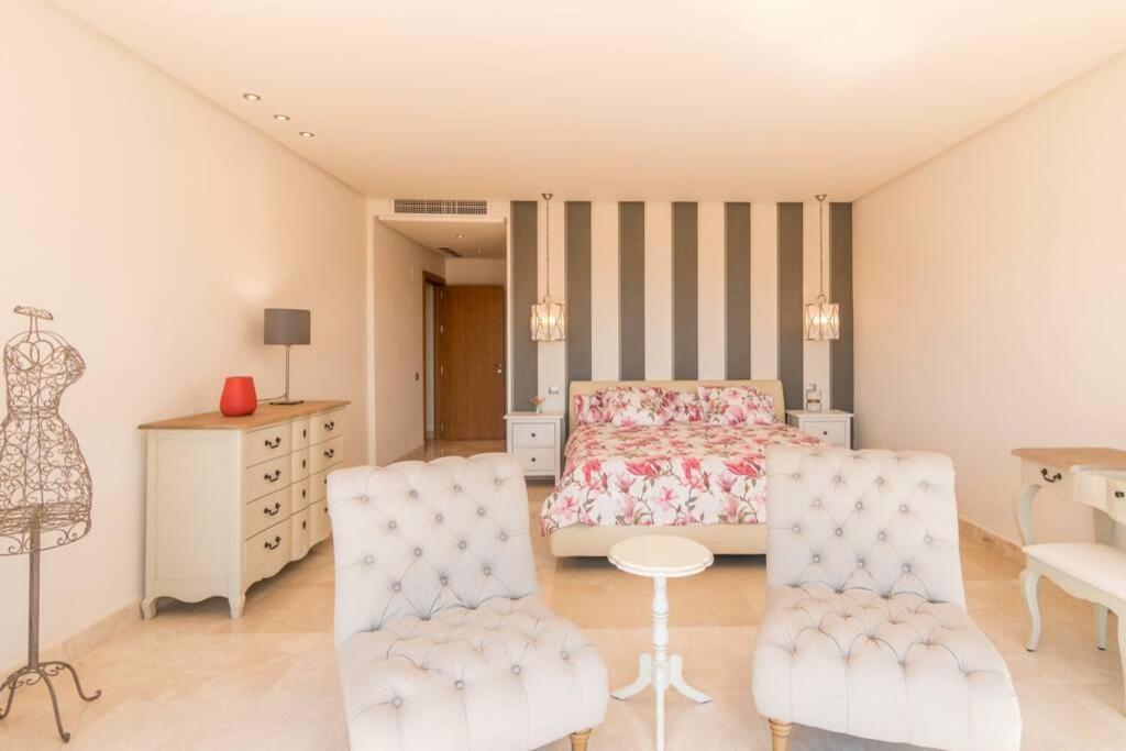 Villa Exclusive 6 En Bedroom - Nagueeles *