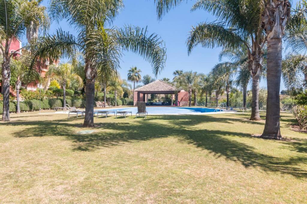 Villa Exclusive 6 En Bedroom - Nagueeles Marbella
