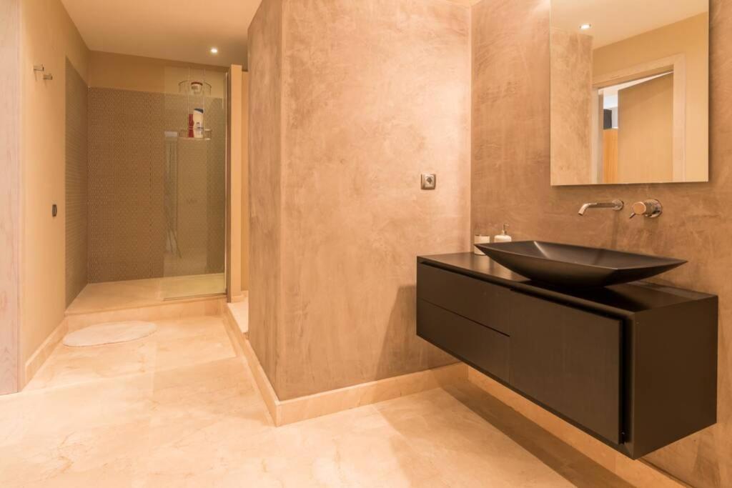 Exclusive 6 En Bedroom - Nagueeles *