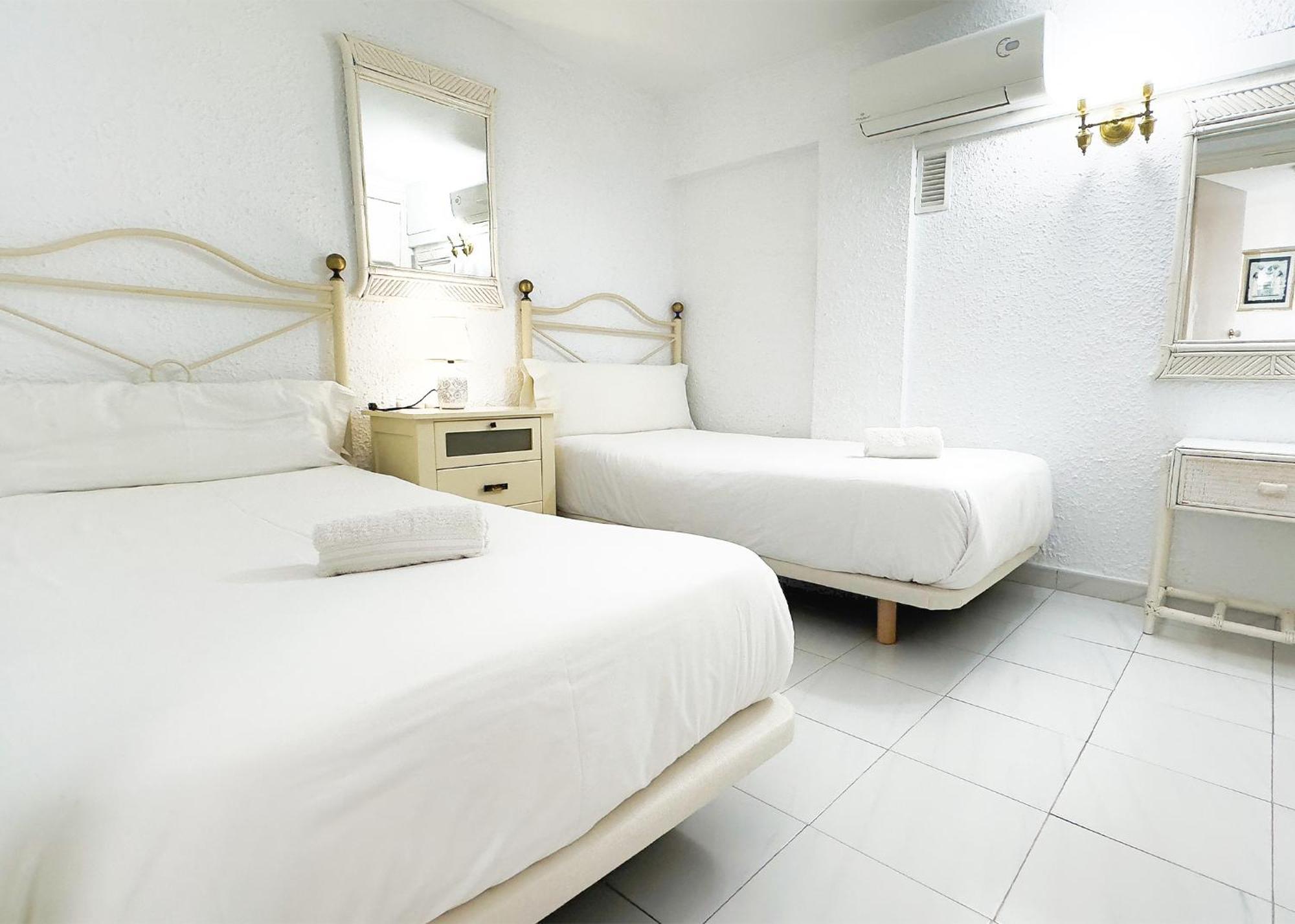 Skol 727 Lovely 2 Bedroom Duplex In Center Appartement