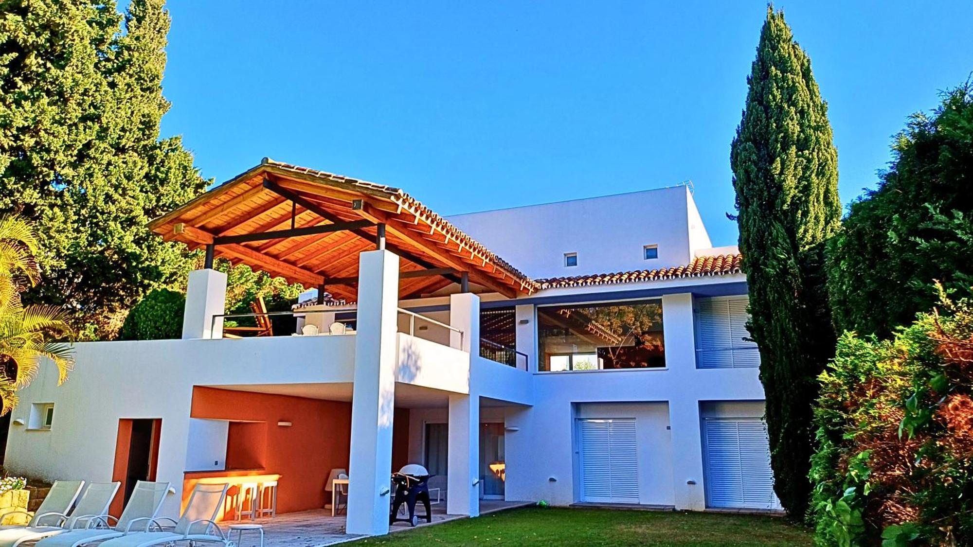 Aloha Golf Villa