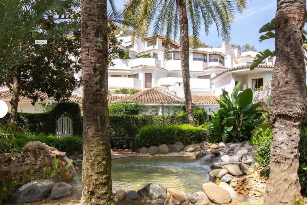 Apartment. Newly Renovated. Apartamento Marbella