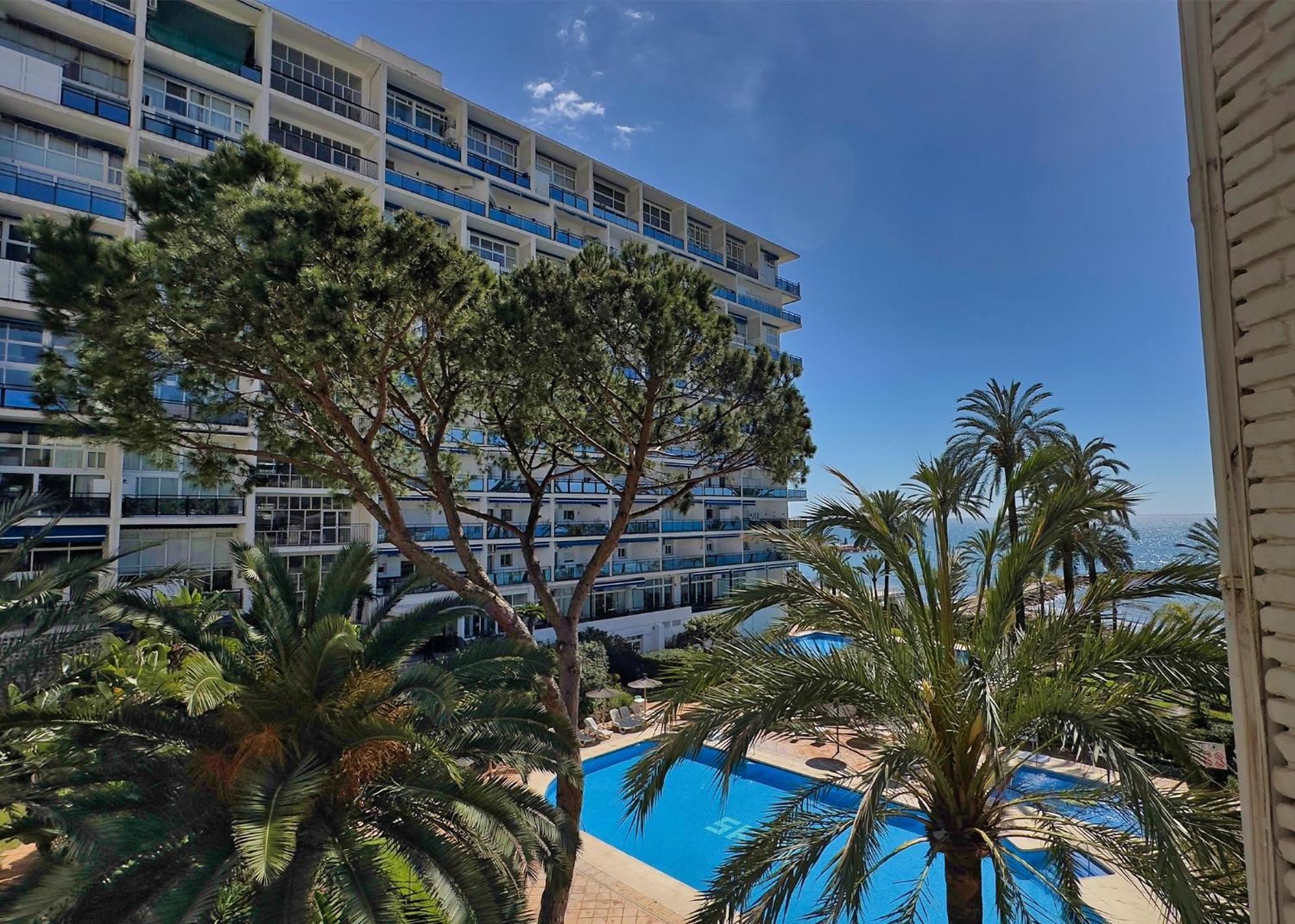 Skol 322 - Completely Renovated Front * Marbella