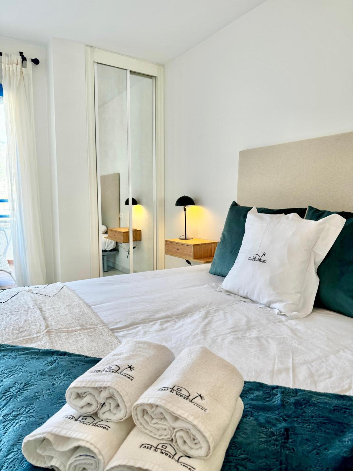 Seaside Oasis With Mountain Views - Eaw Homes Apartment *
